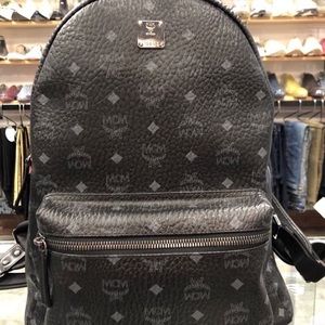 Meet your Posher, Arthur